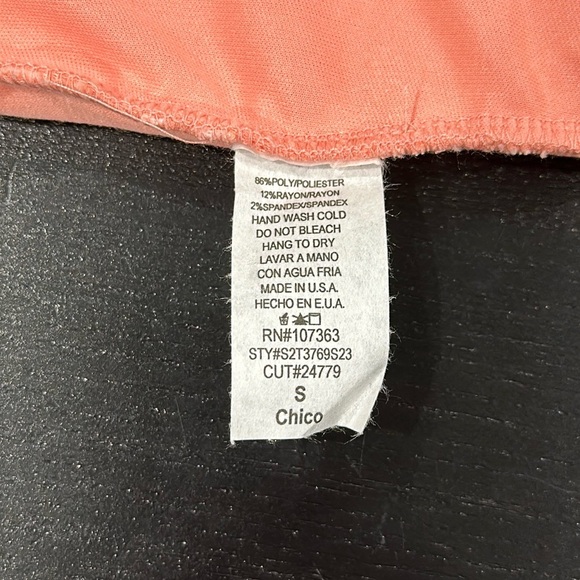 Tobi Flower Crochet Crop Top - S - Picture 3 of 8